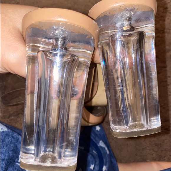 Zara Wedge - Picture 4 of 4